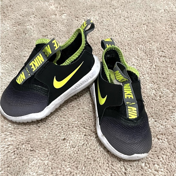 Nike Other - Nike toddler sneakers